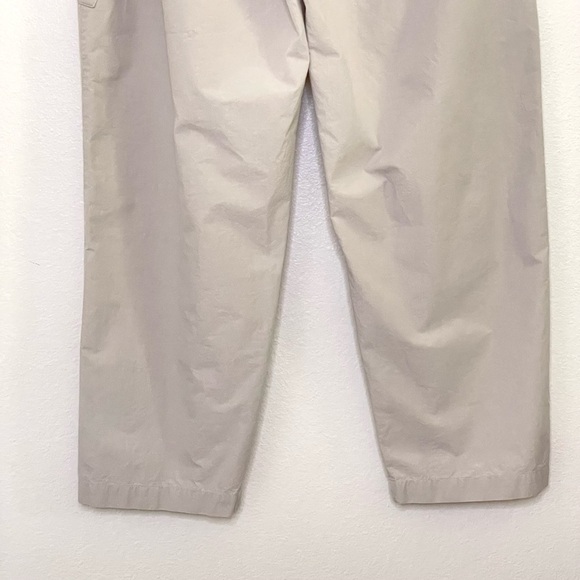 COS Angled Patch Pocket Trouser Relaxed Pleat Front Cropped Pant Beige Small - Picture 10 of 16